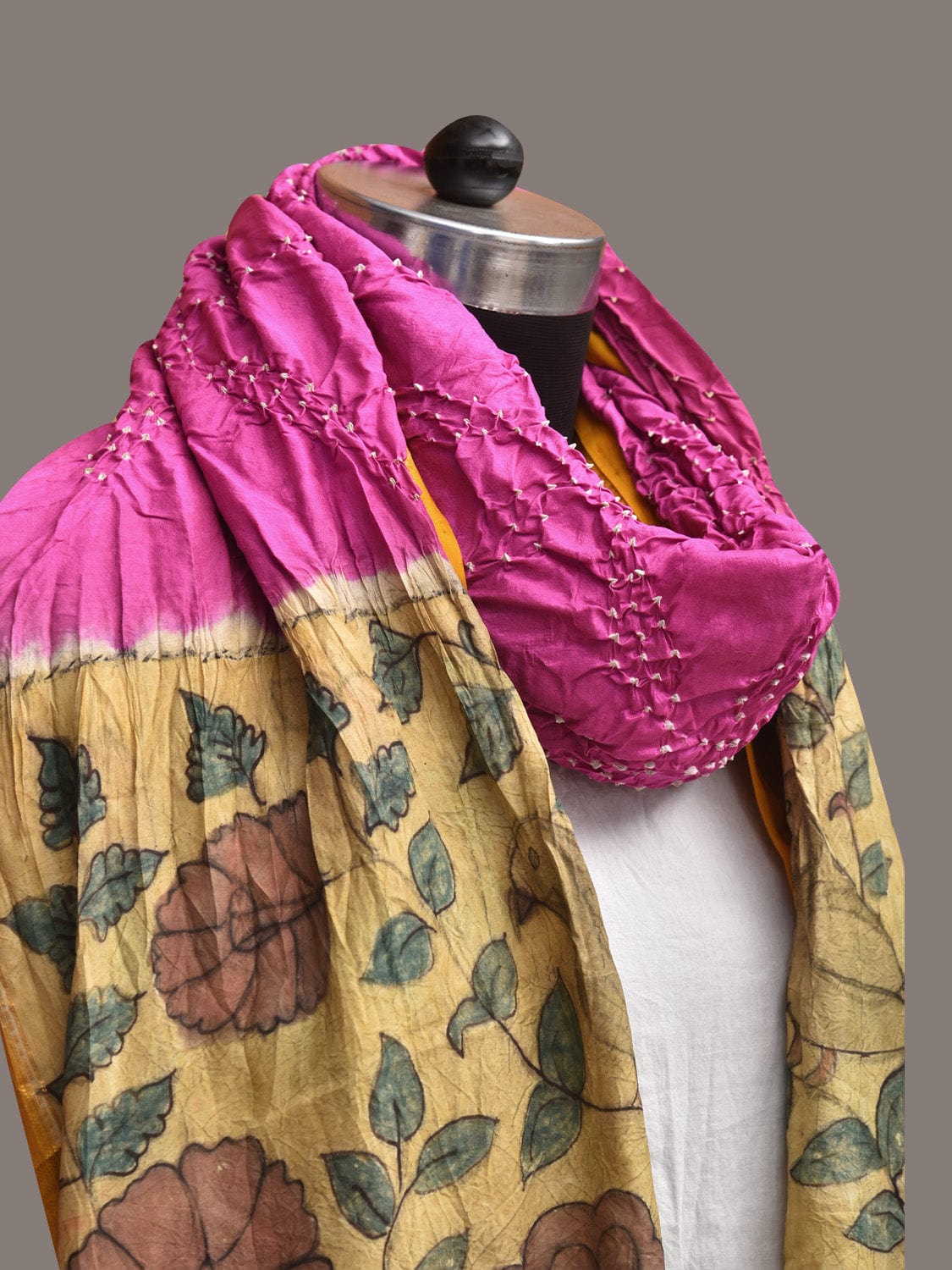 Pink and Yellow Bandhani Kanchipuram Silk Handloom Dupatta with Kalamkari Design ds3570