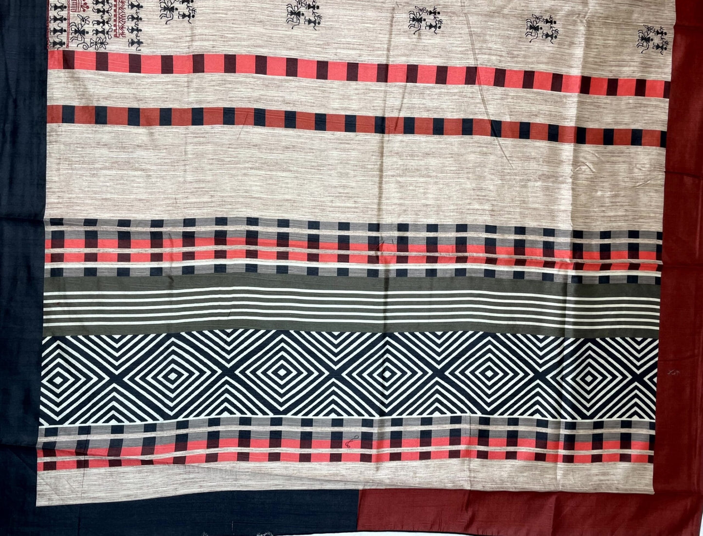 Tribal Thread Embroidery Work with Ganga Jamuna Border and Digital Printed Pallu Design pr0076ap