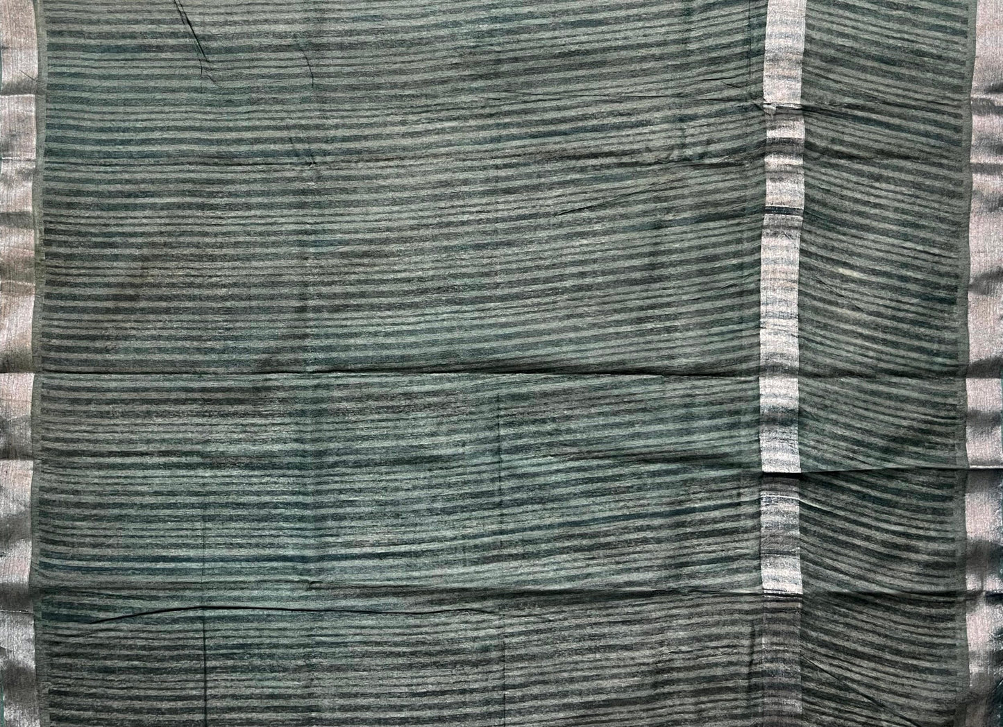 Magenta Viscose Silk Digital Print Zari Border with Body and Pallu Geometrical Design pr0129ds