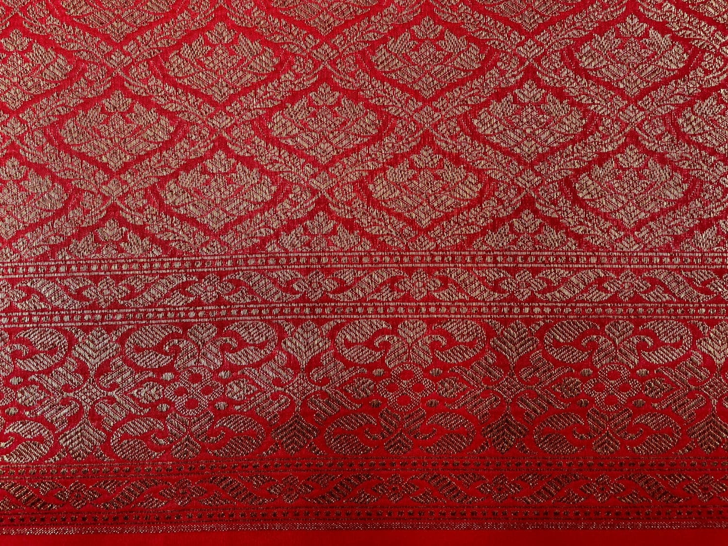 Red Antique Zari Banaras Katan Intricate Allover Brocade Saree with Border and Pallu Design b0310ds