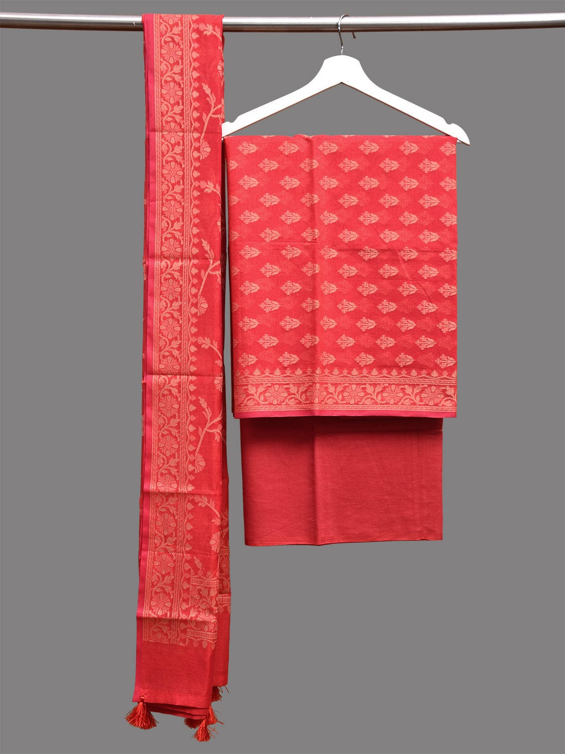 Red Banaras Cotton Viscose Dress Material with Dupatta, Top and Plain Bottom Design dm0072