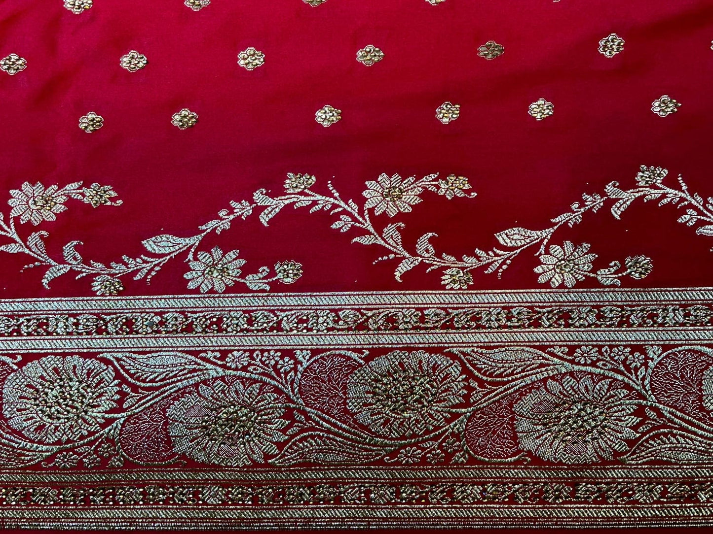 Red Banaras Katan Silk Saree with Body Butti and Border Design b0369ds