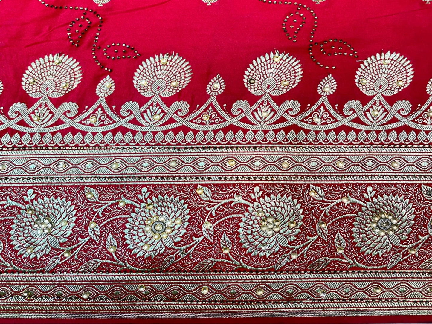 Red Banaras Katan Silk Saree with Body Butti and Work Design b0387ds