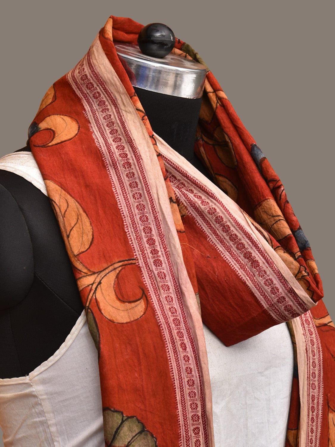 Red Kalamkari Hand Painted Cotton Handloom Dupatta with Floral Design ds3228