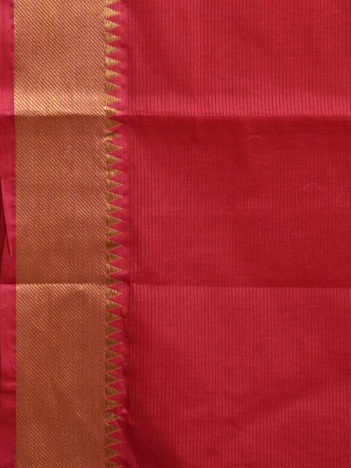 Red Mangalgiri Cotton Handloom Saree with Strips Design mn0070
