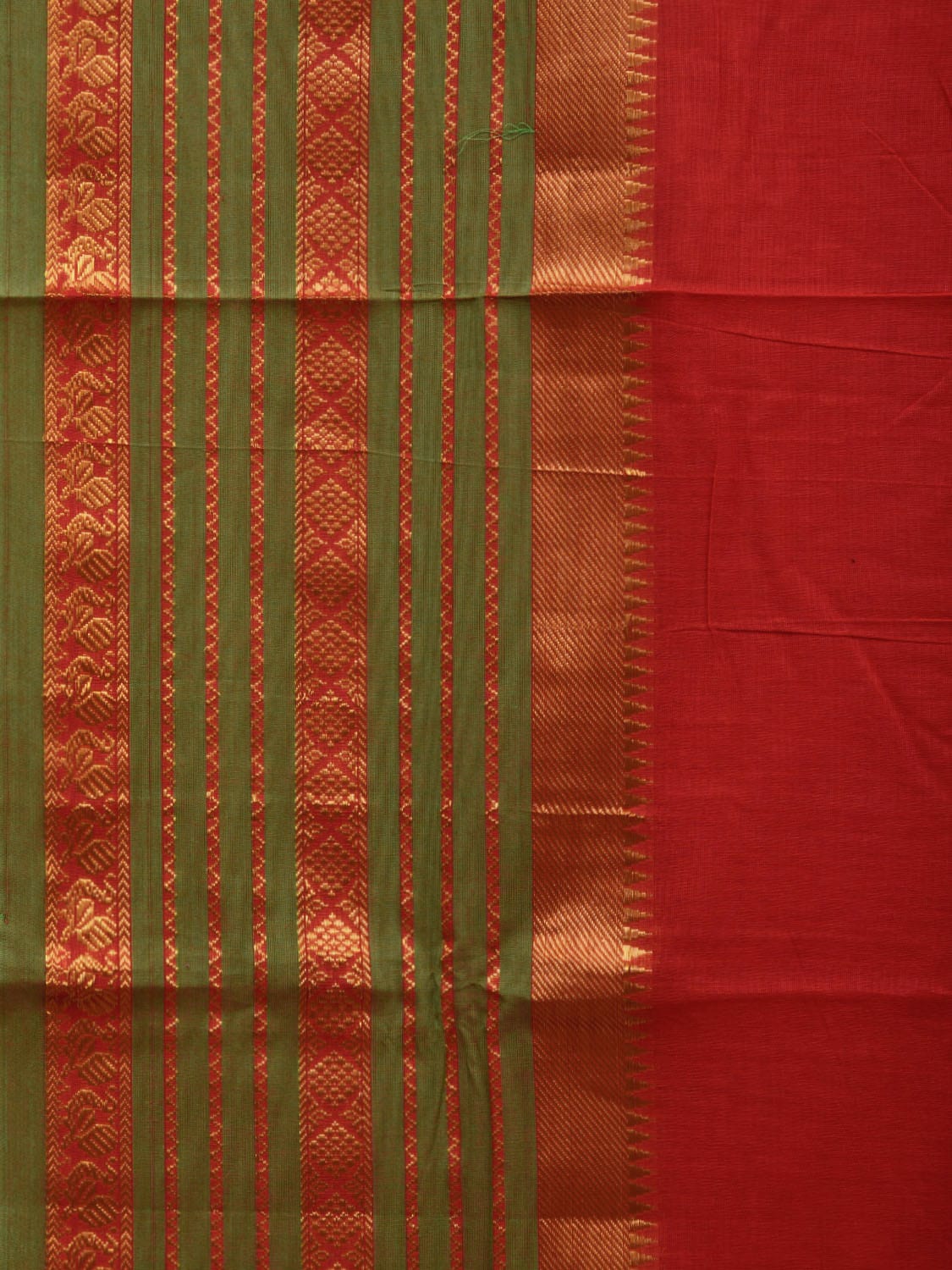 Red Narayanpet Cotton Handloom Plain Saree with Big Border Design No Blouse np0631
