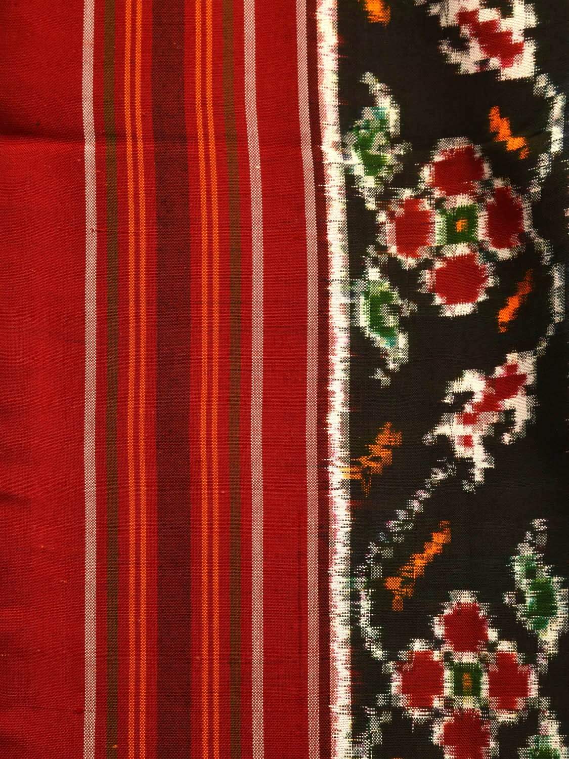 Red Pochampally Double Ikat Silk Handloom Saree with Panpatola Design i0588