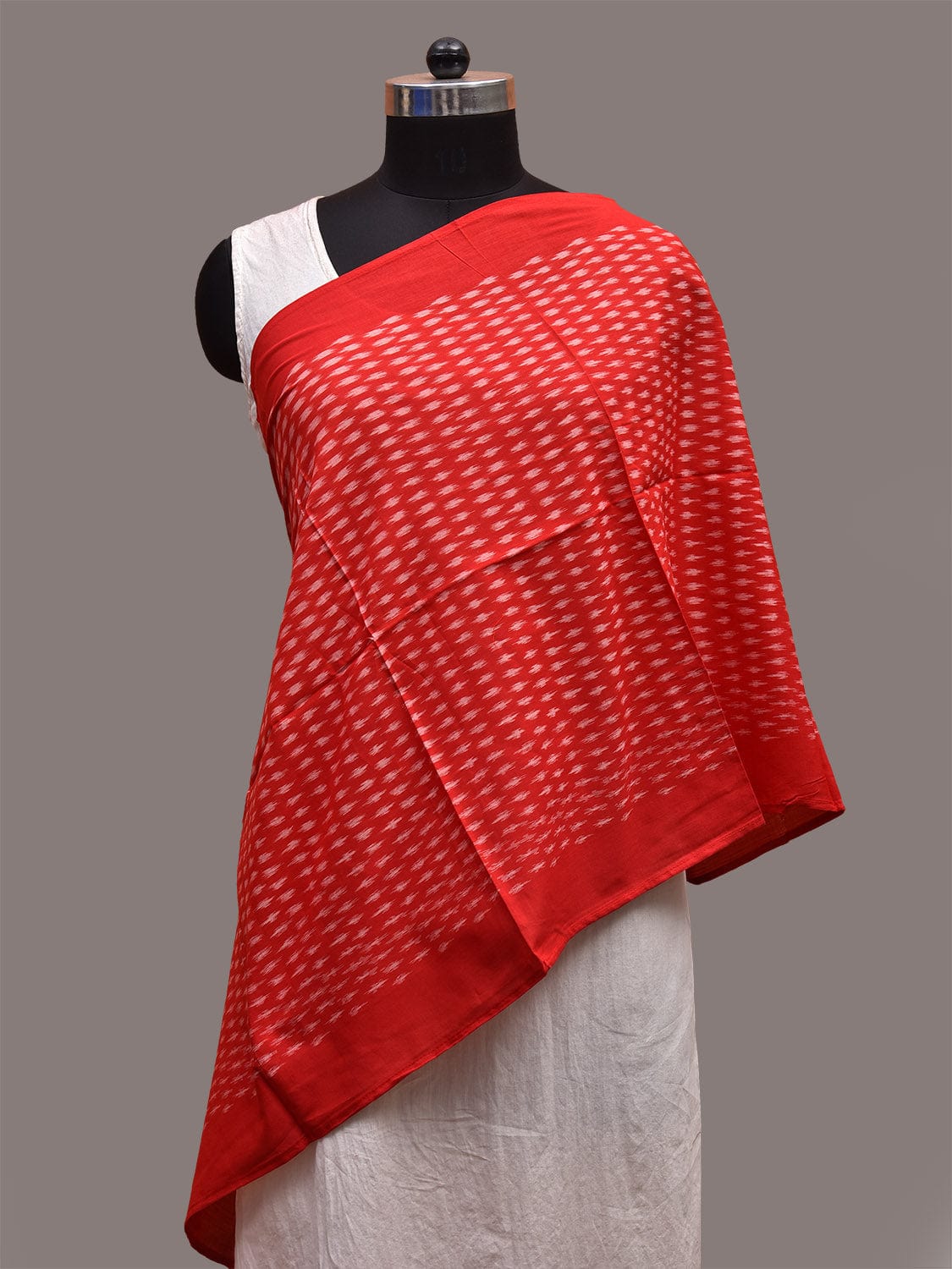 Red Pochampally Ikat Cotton Handloom Stole with Small Buta Design ds3643