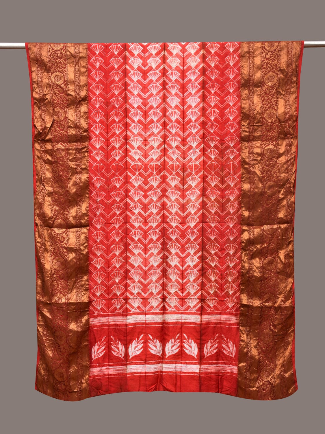 Red Shibori Kanchipuram Silk Handloom Dupatta with Border Design ds3388