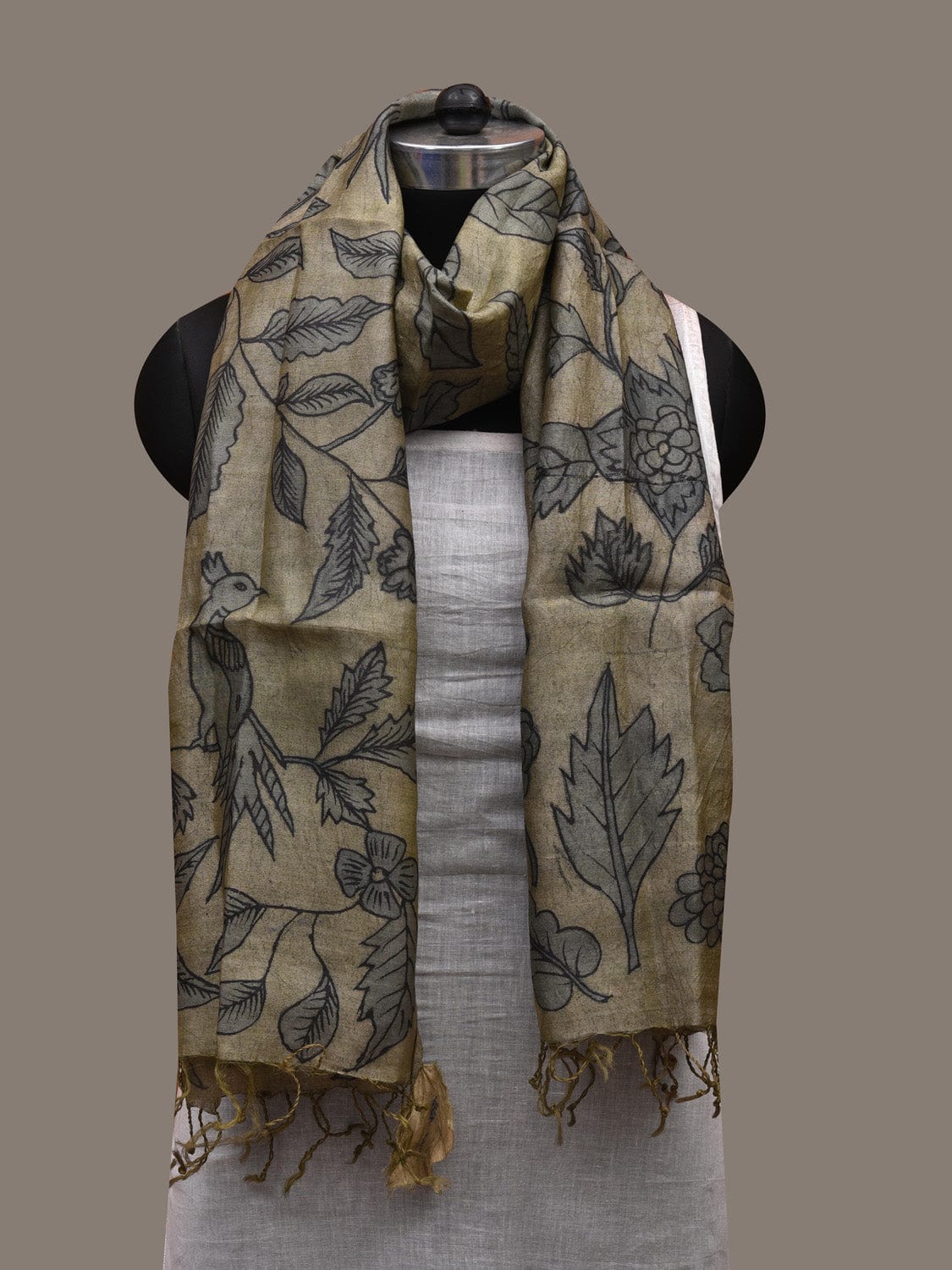 Sea Green Kalamkari Hand Painted Tussar Handloom Stole with Birds and Flowers Design ds2684