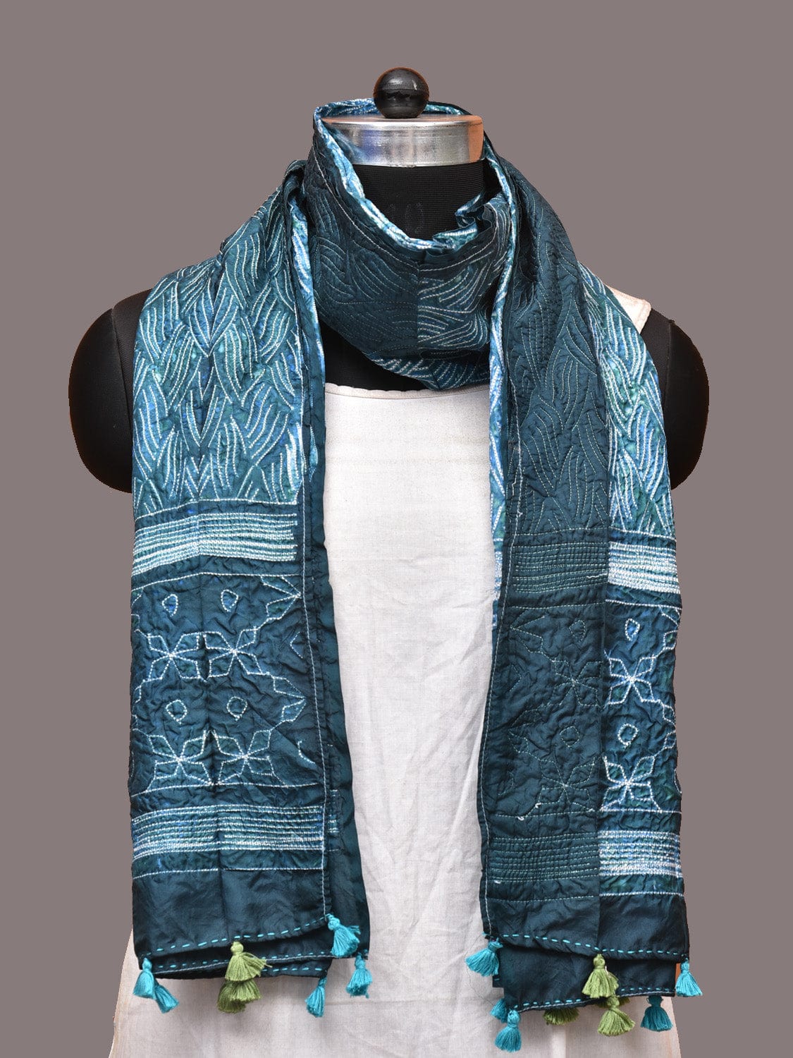 Teal Shibori Silk Handloom Stole with Grill Design ds3230