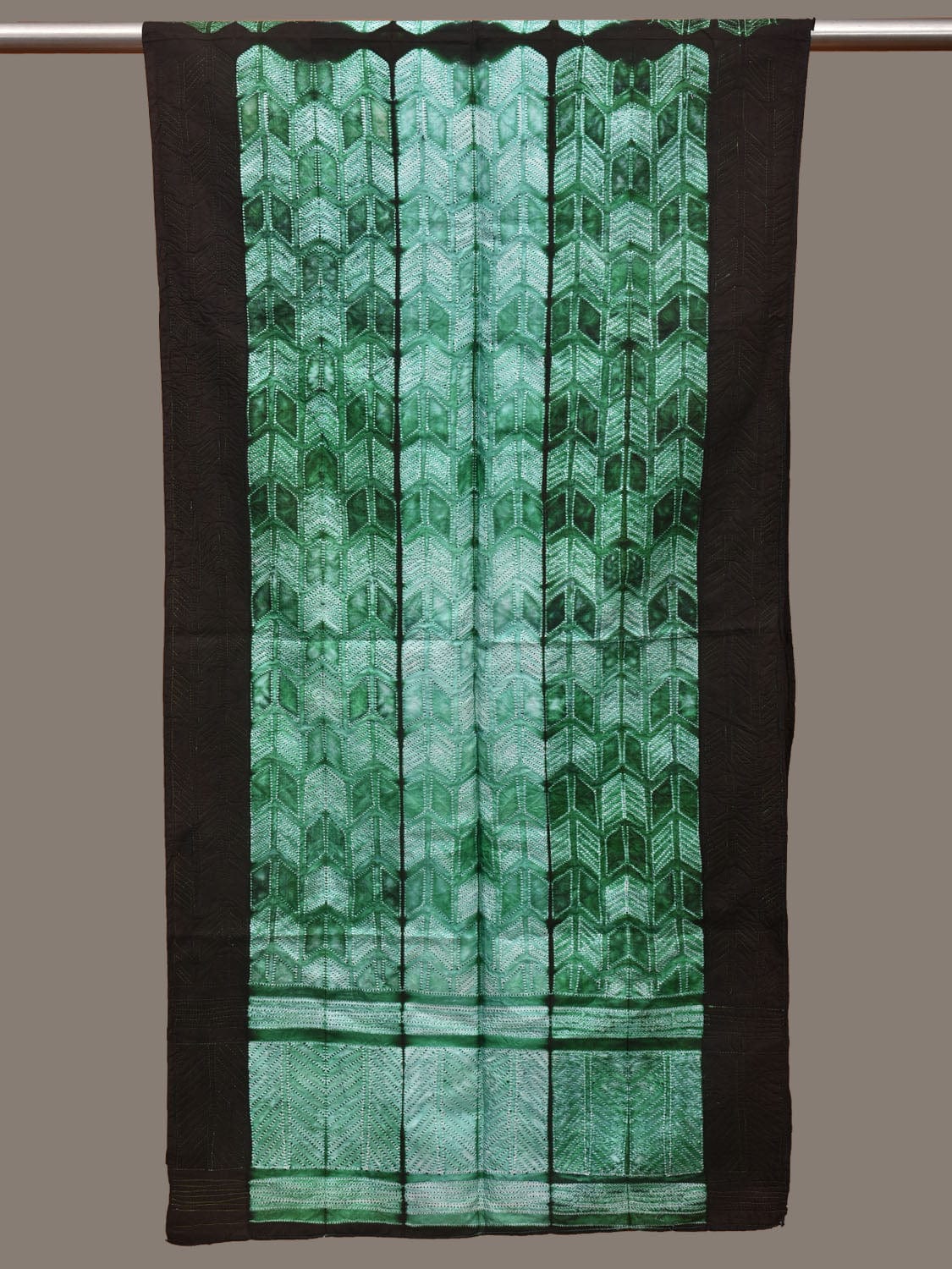 Turquoise Shibori Silk Handloom Stole with Arrow Design ds3099