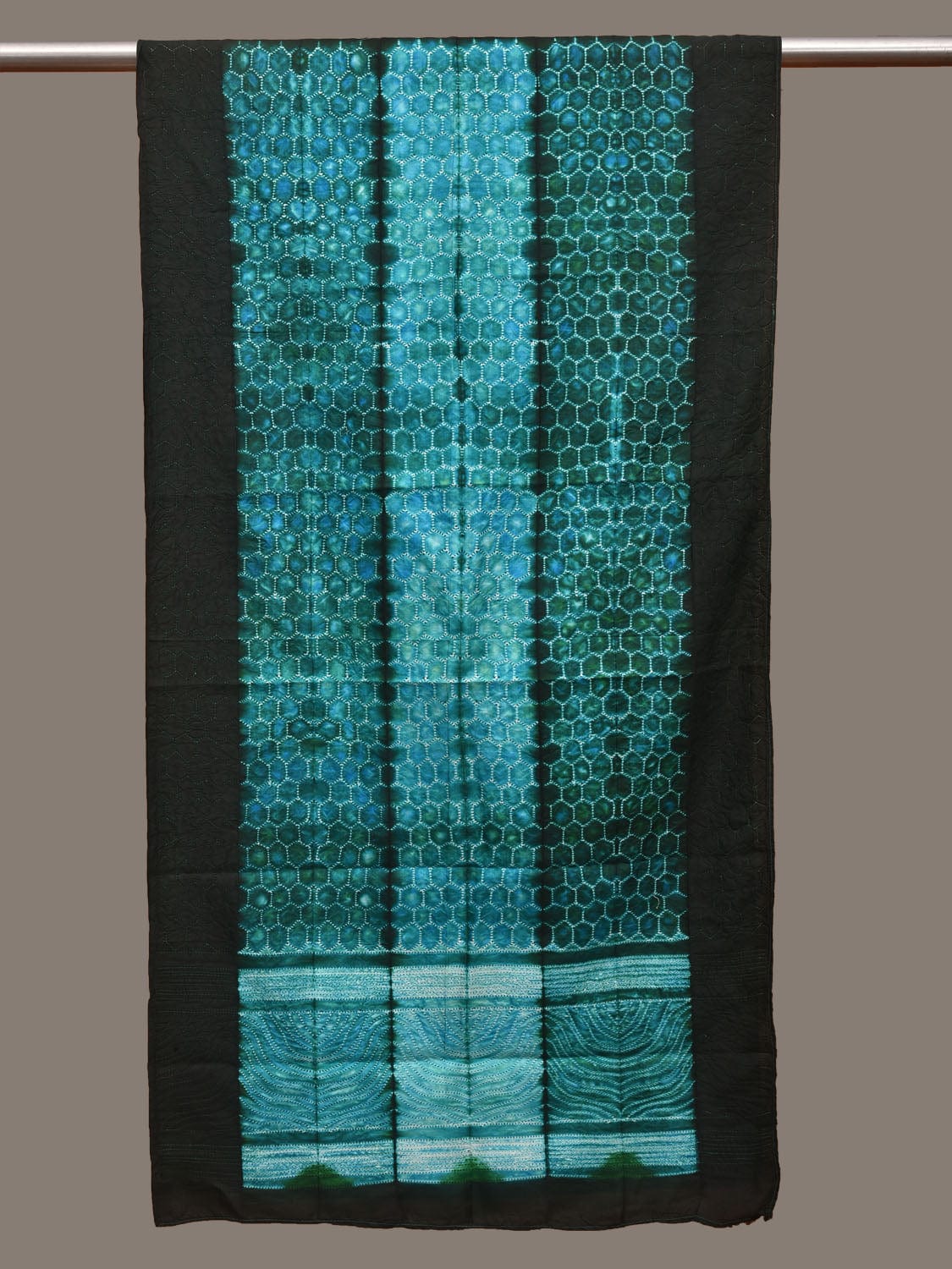 Turquoise Shibori Silk Handloom Stole with Honey Comb Design ds3104
