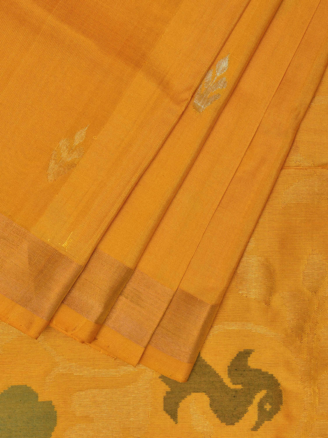 Yellow Uppada Silk Handloom Saree with Floral Pallu Design u2280