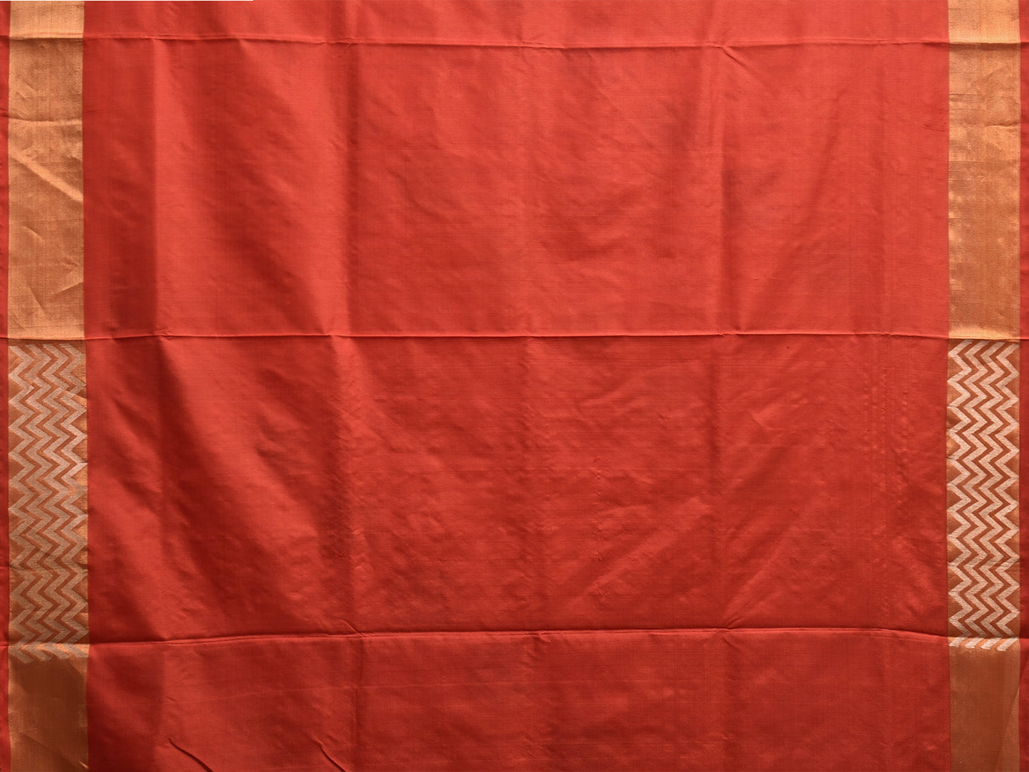 Red Uppada Silk Handloom Saree with All Over Floral and Border Design u2399