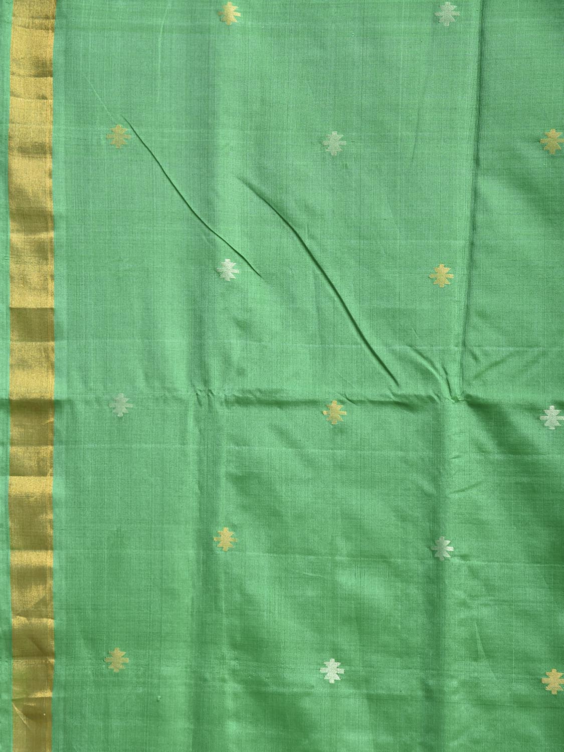Green Uppada Silk Handloom Saree with Jamdani Pallu Design u2461