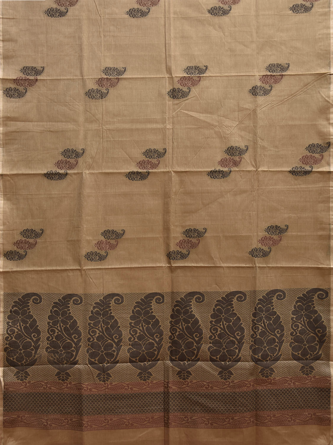 Cream Venkatagiri Cotton Saree with Mango Buta and Pallu Design v0271