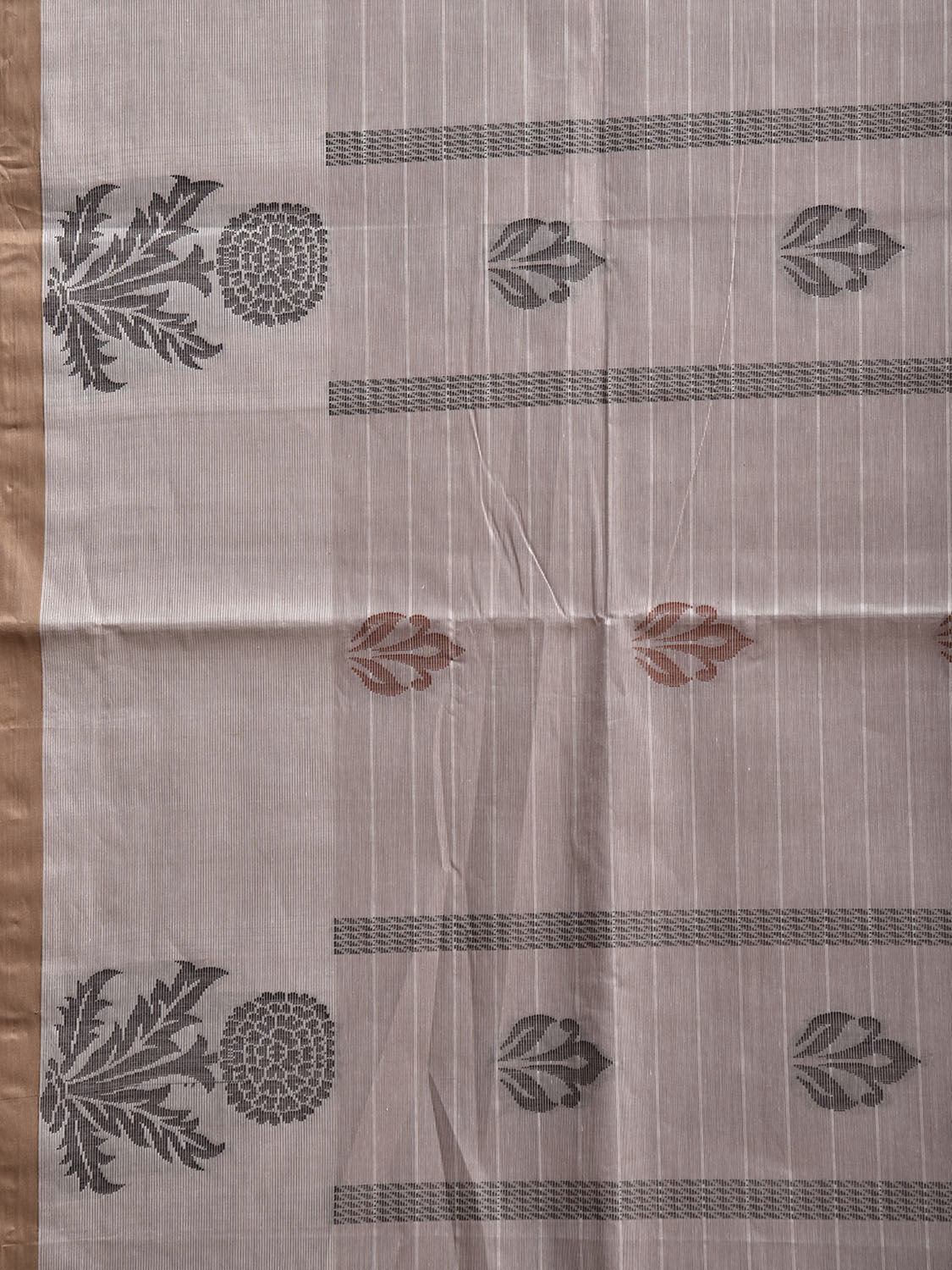 Light Khaki Venkatagiri Cotton Saree with Floral Buta and Pallu Design v0291