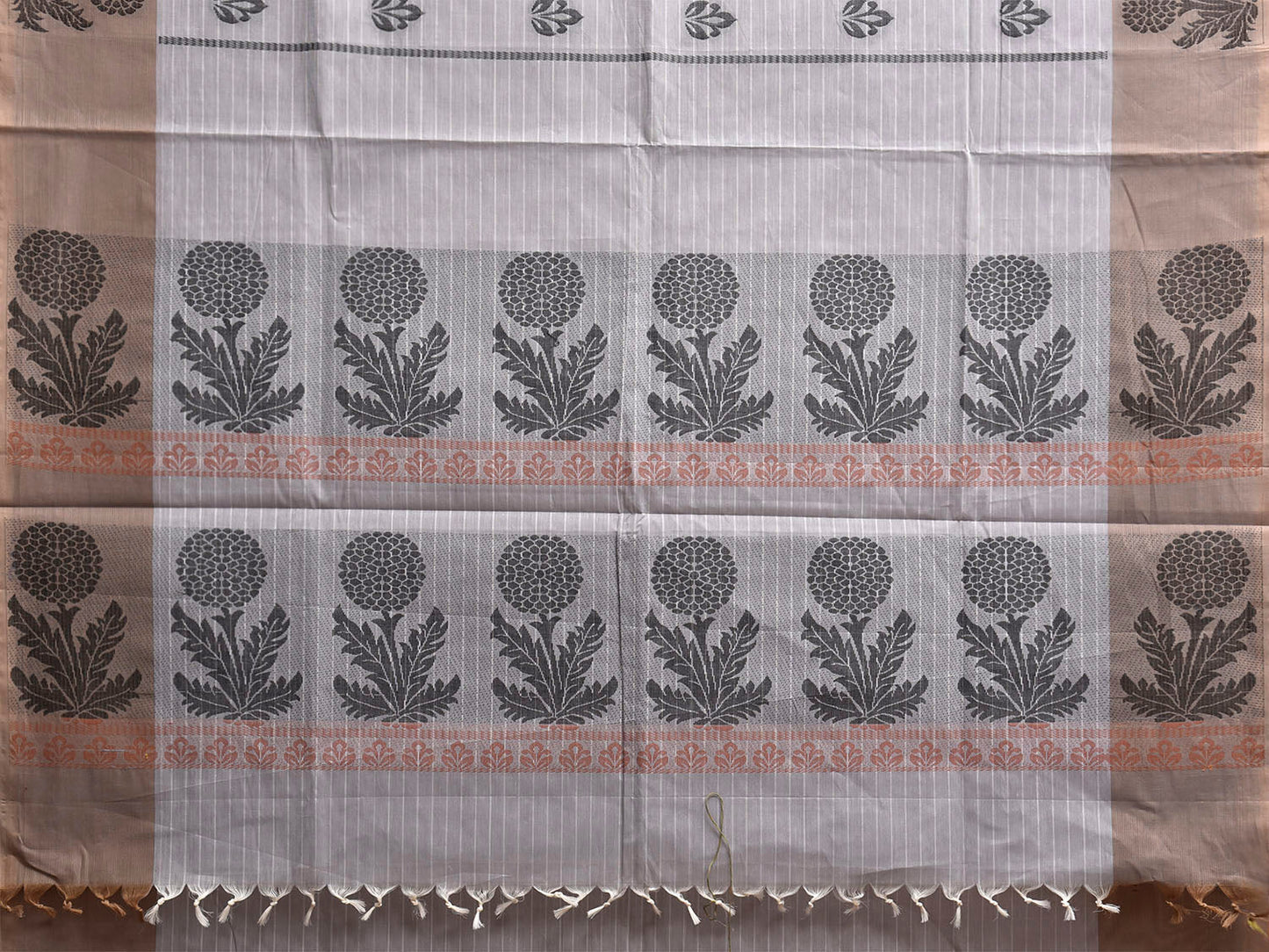 Grey Venkatagiri Cotton Saree with Floral Buta and Pallu Design v0293