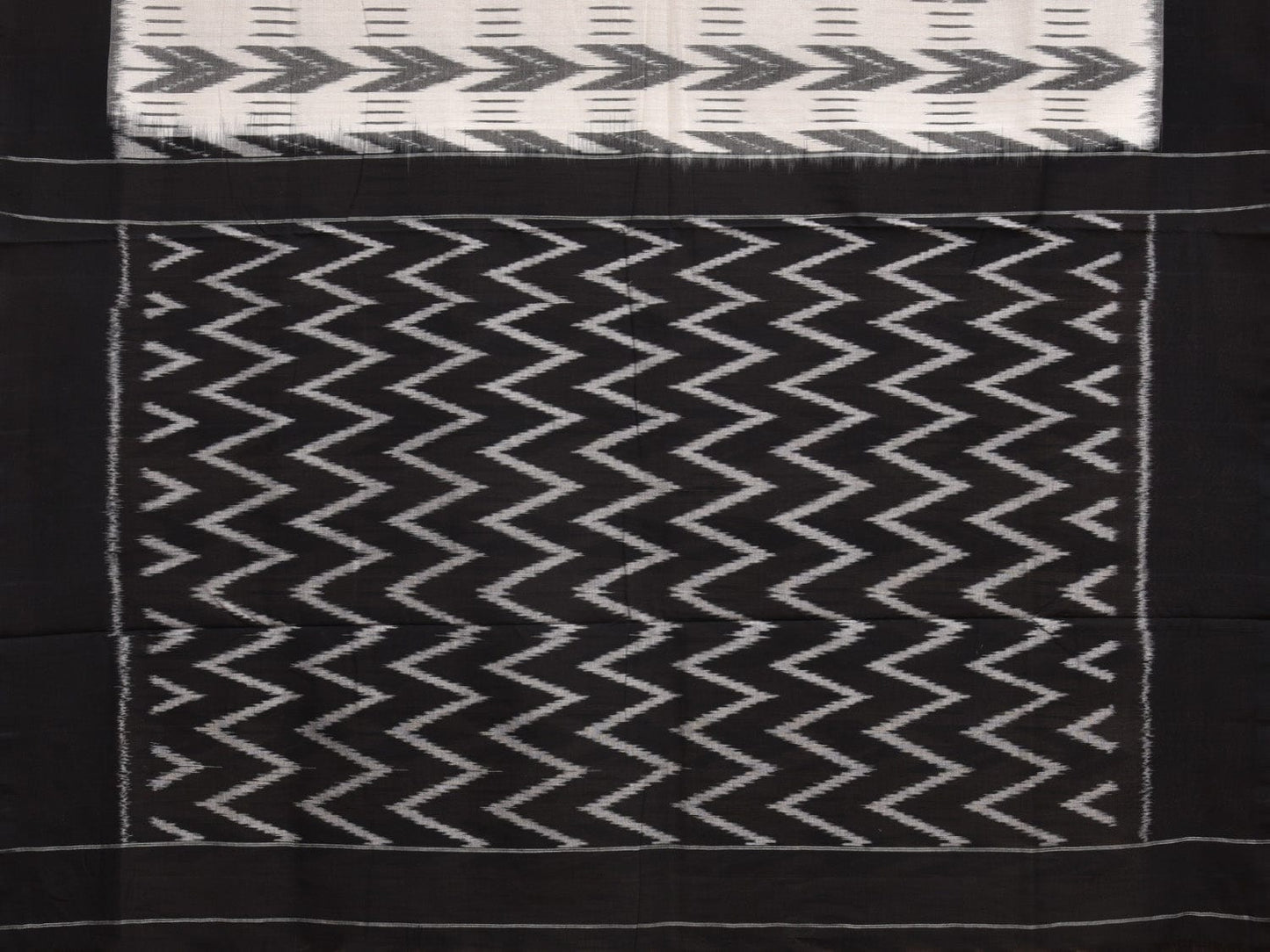 White and Black Pochampally Ikat Cotton Handloom Saree with Arrow Head Design No Blouse i0842