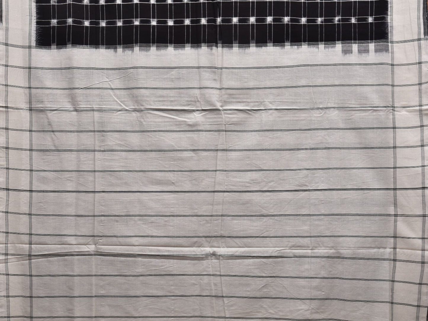 White and Black Pochampally Ikat Cotton Handloom Saree with Checks Design i0737