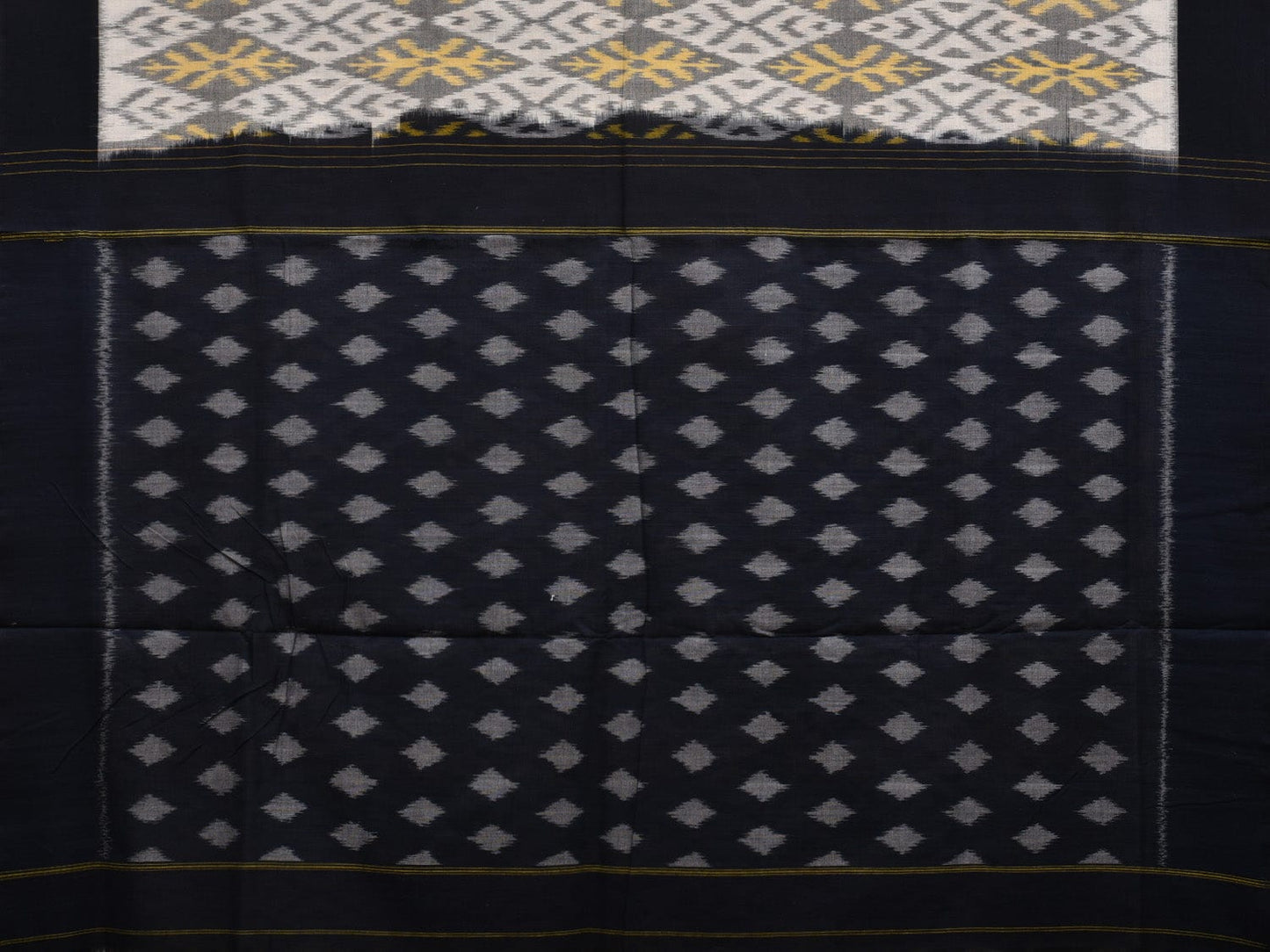 White and Black Pochampally Ikat Cotton Handloom Saree with Grill Design i0654