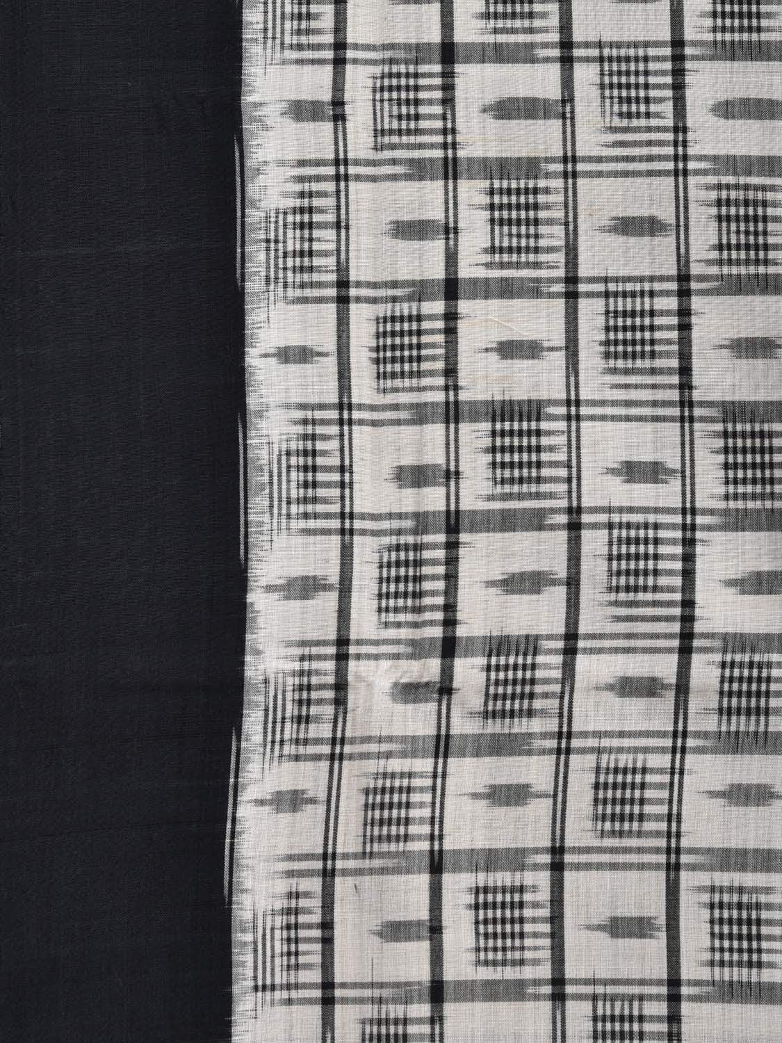 White and Black Pochampally Ikat Cotton Handloom Saree with Small Checks Design i0618