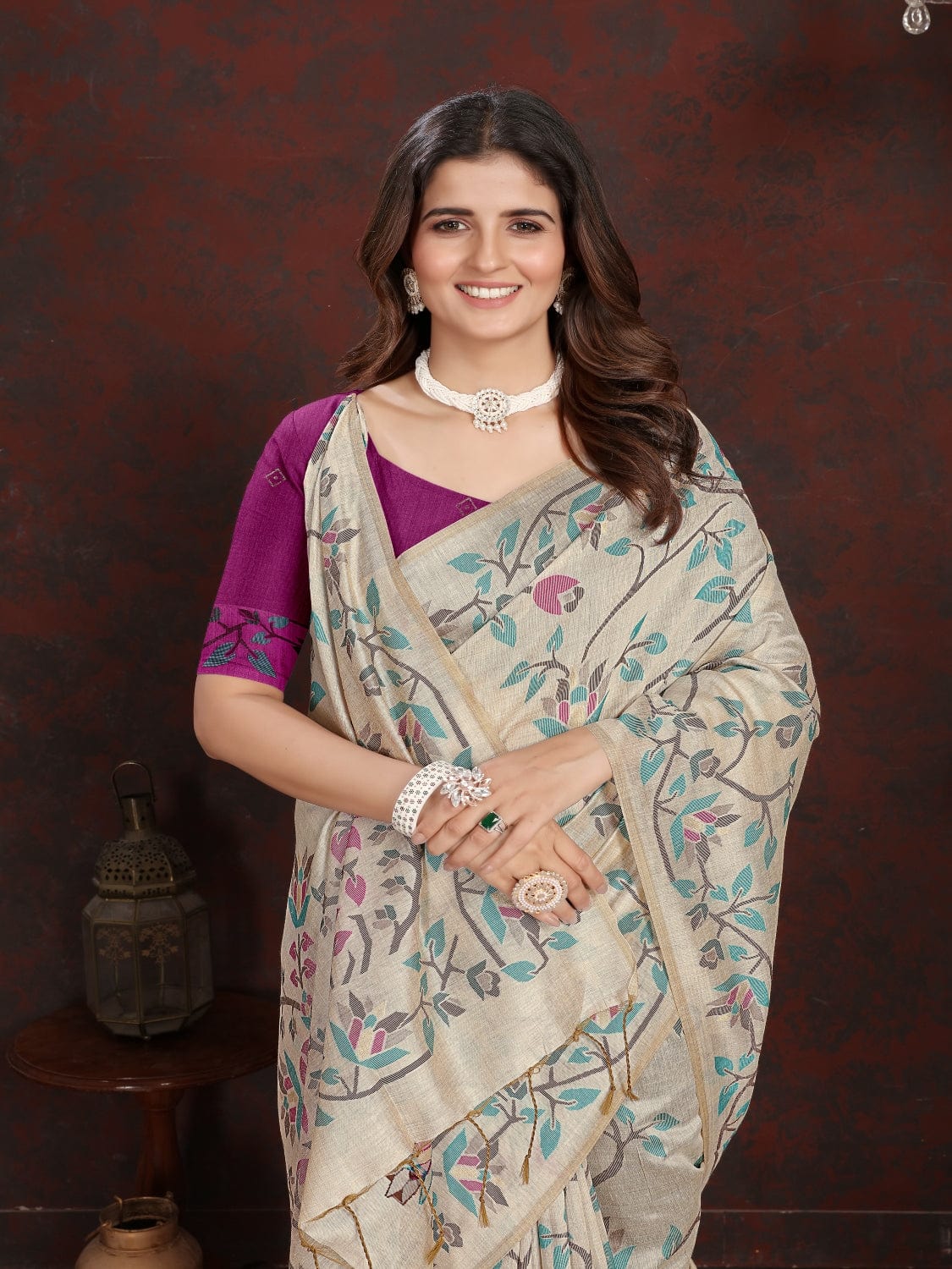 White and Blue Dhakai Jamdani Cotton Viscose Saree with Floral Border and Pallu Design dj0129