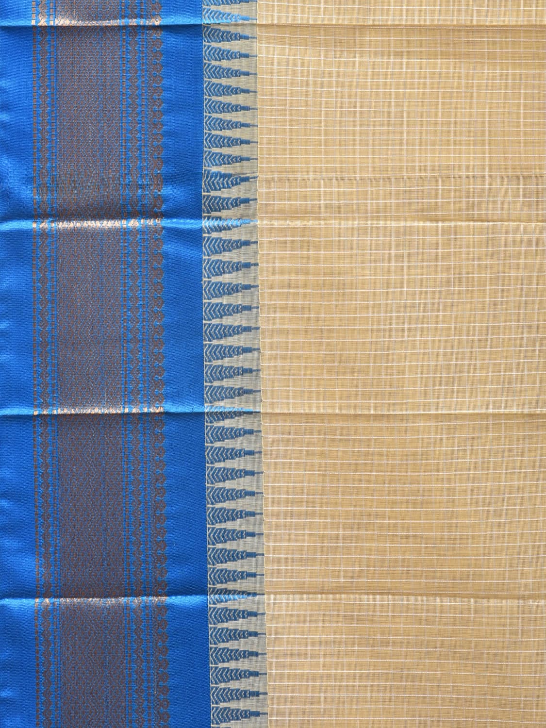 White and Blue Gadwal Cotton Plain Saree with Checks and Pallu Design No Blouse g0351