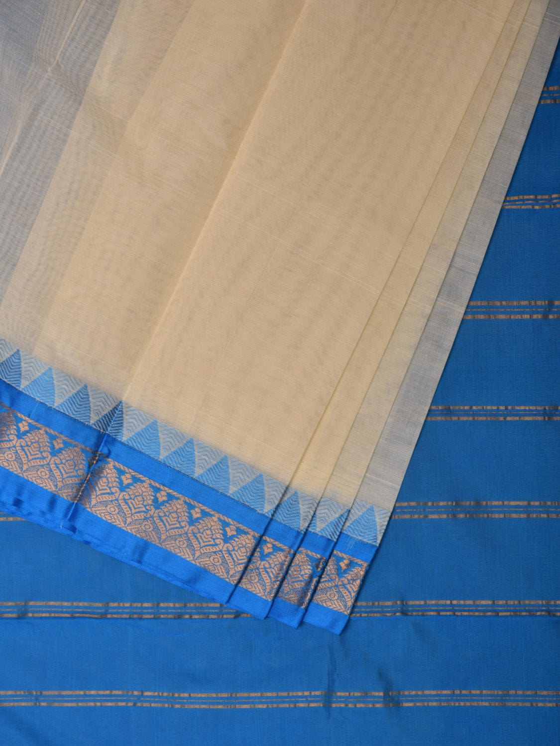 White and Blue Gadwal Cotton Plain Saree with Small Border Design No Blouse g0347