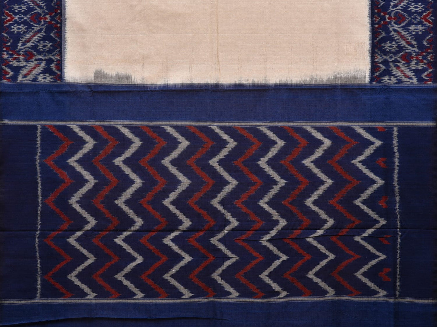 White and Blue Pochampally Ikat Cotton Handloom Saree with Border Design u0693