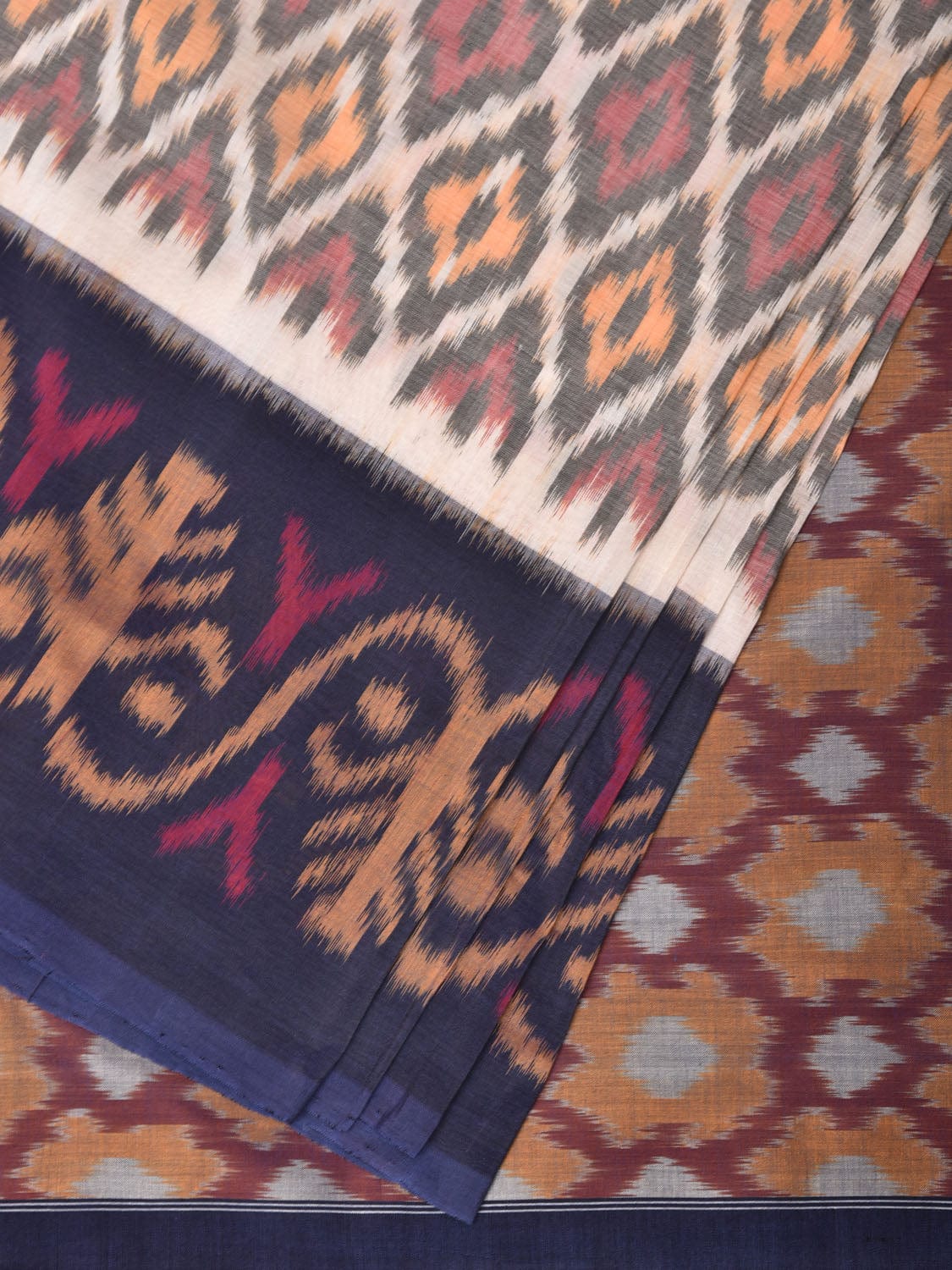 White and Blue Pochampally Ikat Cotton Handloom Saree with Grill Design i0791