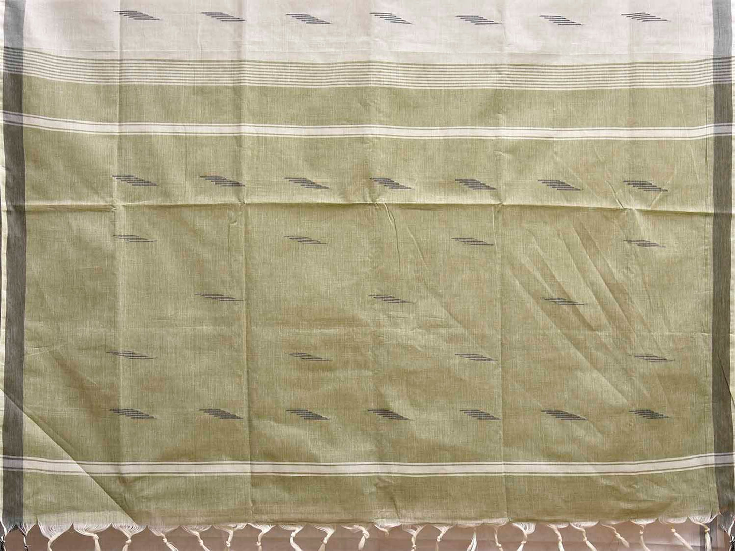 White and Light Green Venkatagiri Cotton Saree with Pallu Buta Design v0122