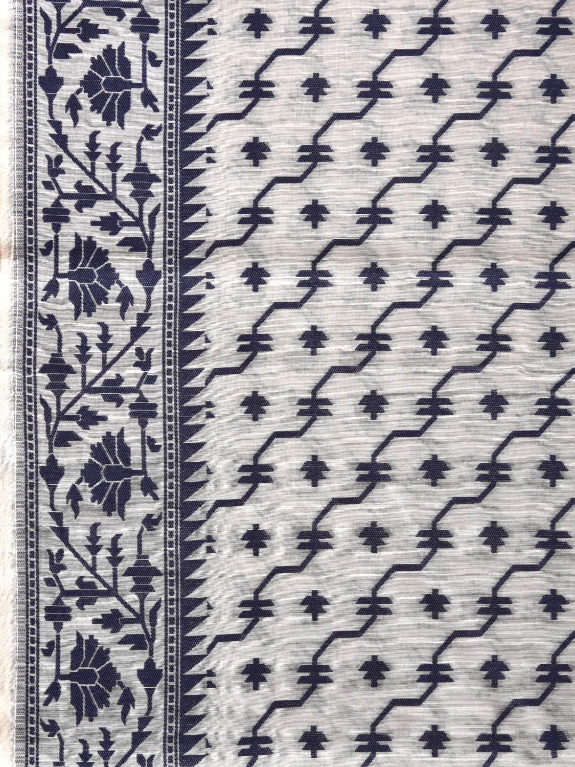 White and Navy Dhakai Jamdani Cotton Viscose Saree with Diagonal and Floral Pallu Design dj0085