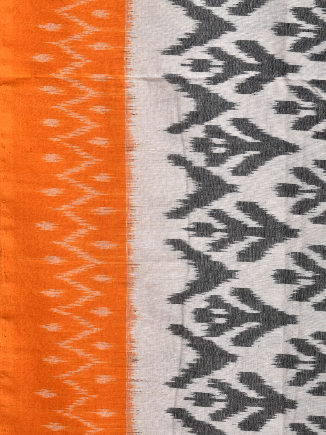 White and Orange Pochampally Ikat Cotton Handloom Saree with All Over Design No Blouse i0840