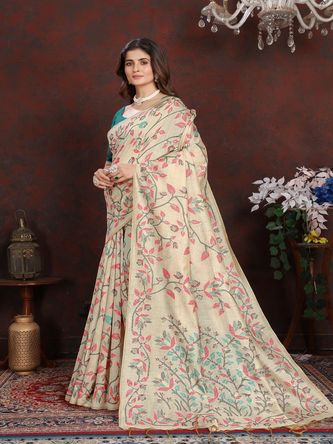 White and Pink Dhakai Jamdani Cotton Viscose Saree with Floral Border and Pallu Design dj0128