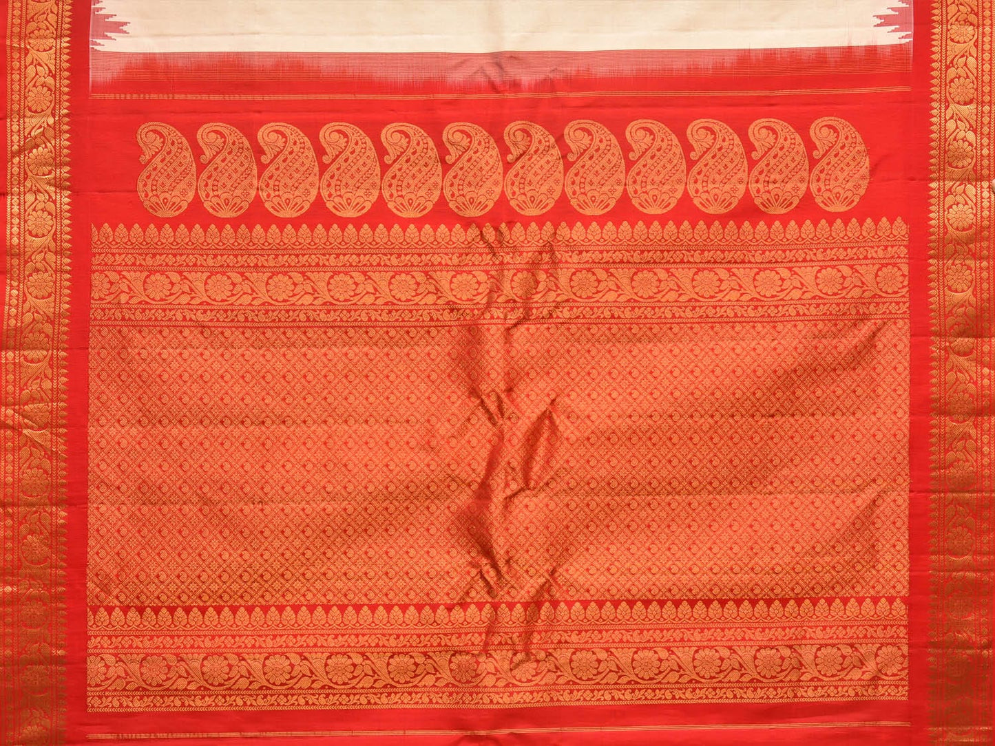 White and Red Gadwal Silk Handloom Saree with Mango Pallu Design g0332
