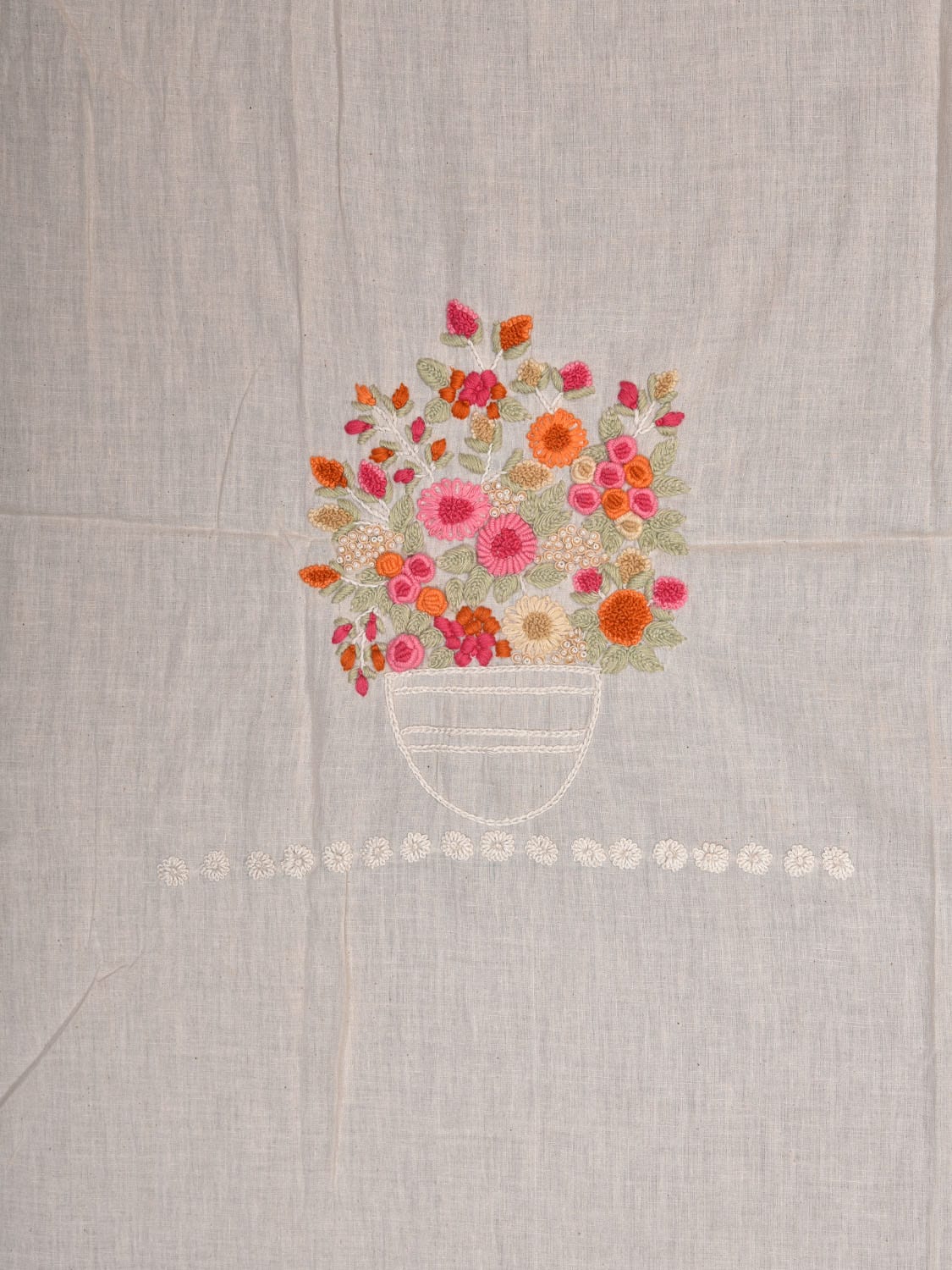 White Hand Embroidary Cotton Kurta with Floral Work Design f0219