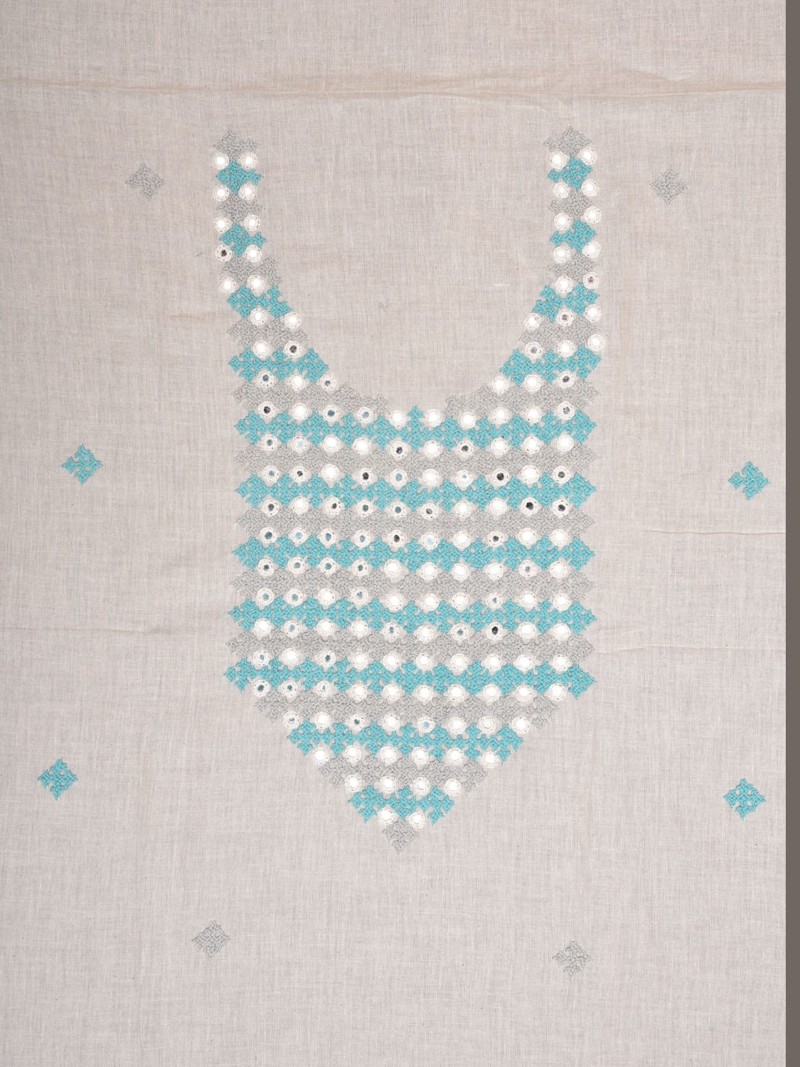 White Hand Embroidary Cotton Kurta with Mirror Work Design f0218