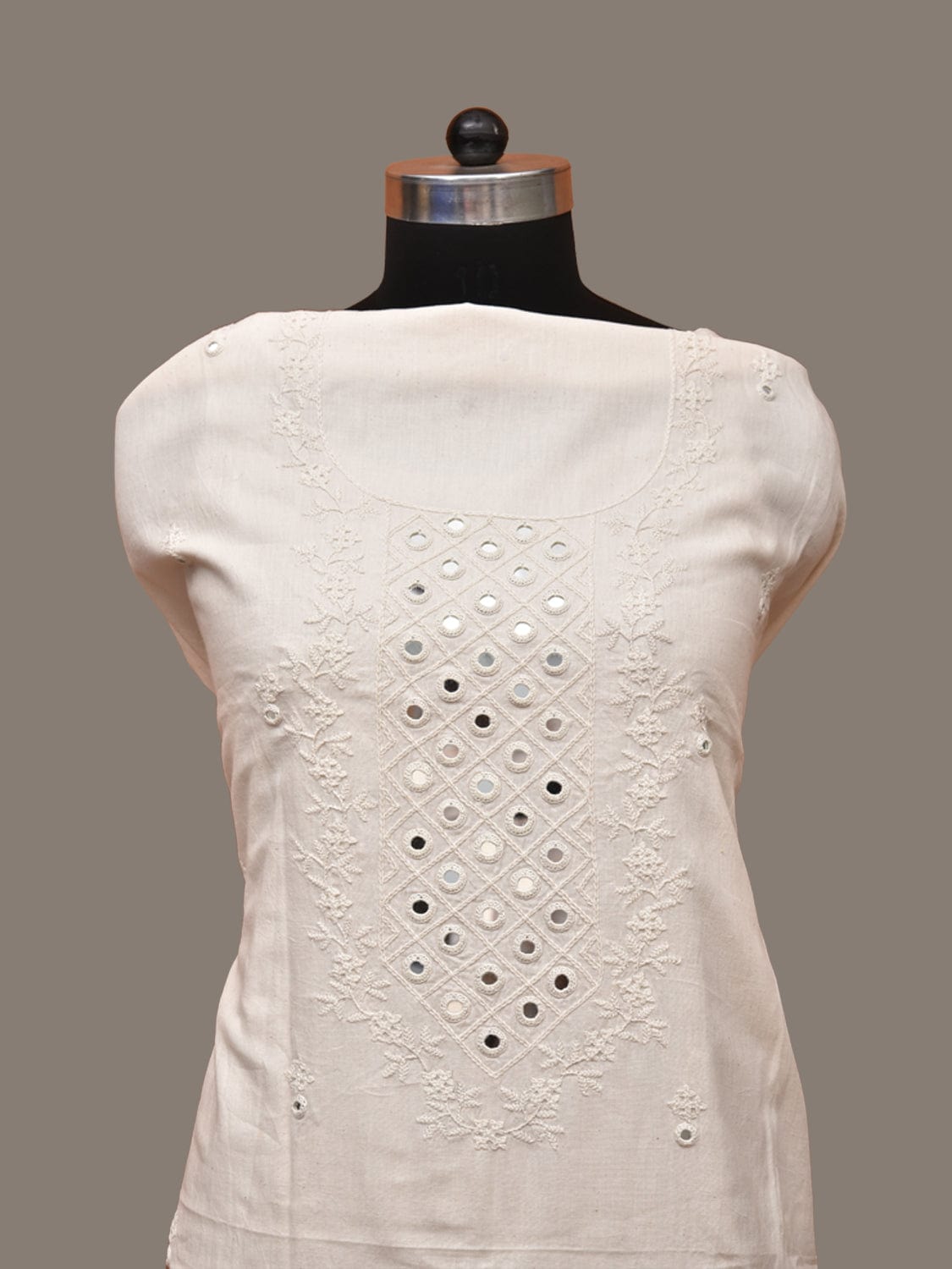 White Hand Embroidary Cotton Kurta with Mirror Work Design f0231