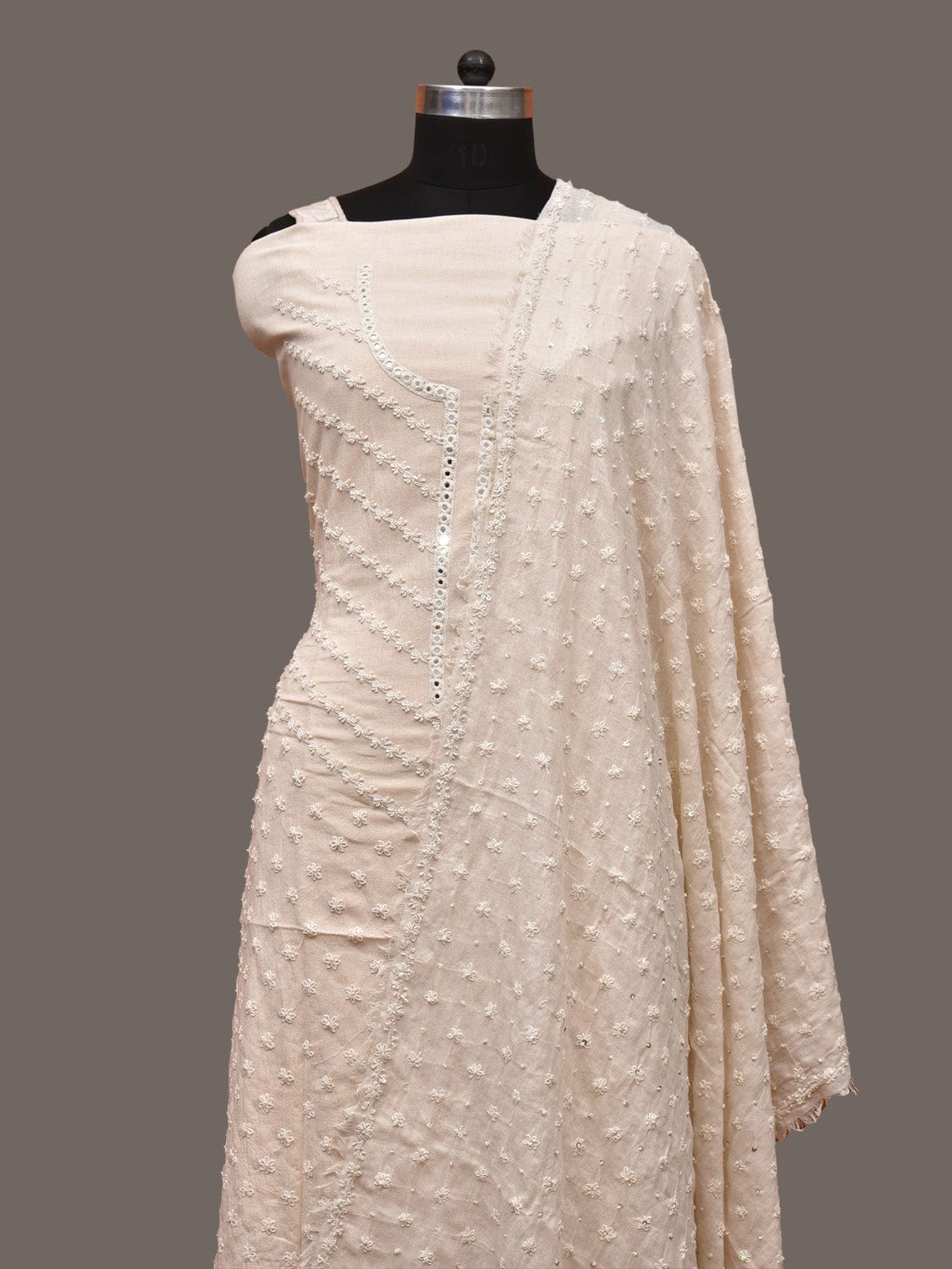 White Hand Embroidary Cotton Kurta with Mirrow Work Design and Dupatta f0224