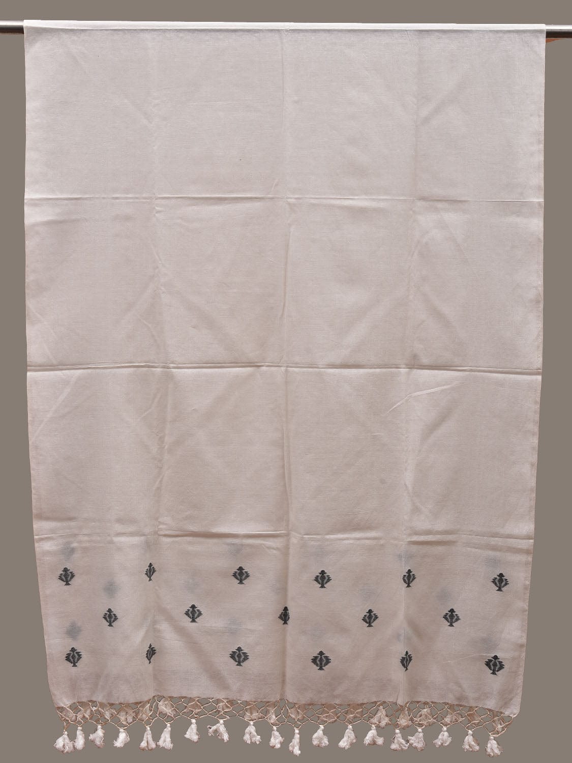 White Khadi Cotton Handloom Dupatta with Dhakai Design ds2654