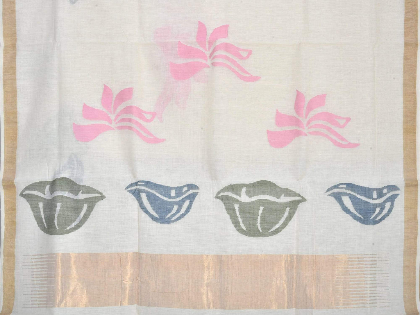White Khadi Cotton Handloom Saree with Pallu Design kh0323