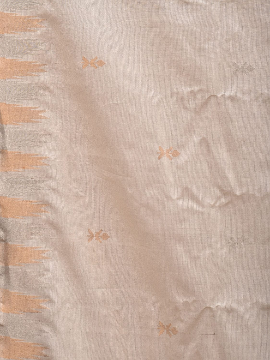 White Khadi Cotton Handloom Saree with Temple Border Design kh0549