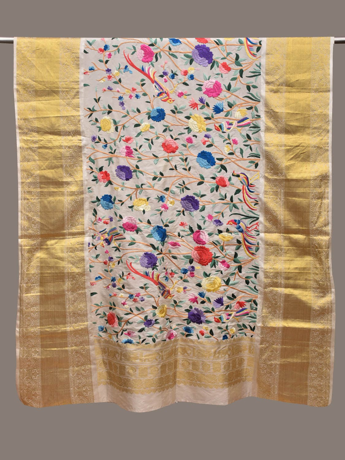White Parsi Gara Kanchipuram Silk Handloom Dupatta Birds and Floral Design ds3000