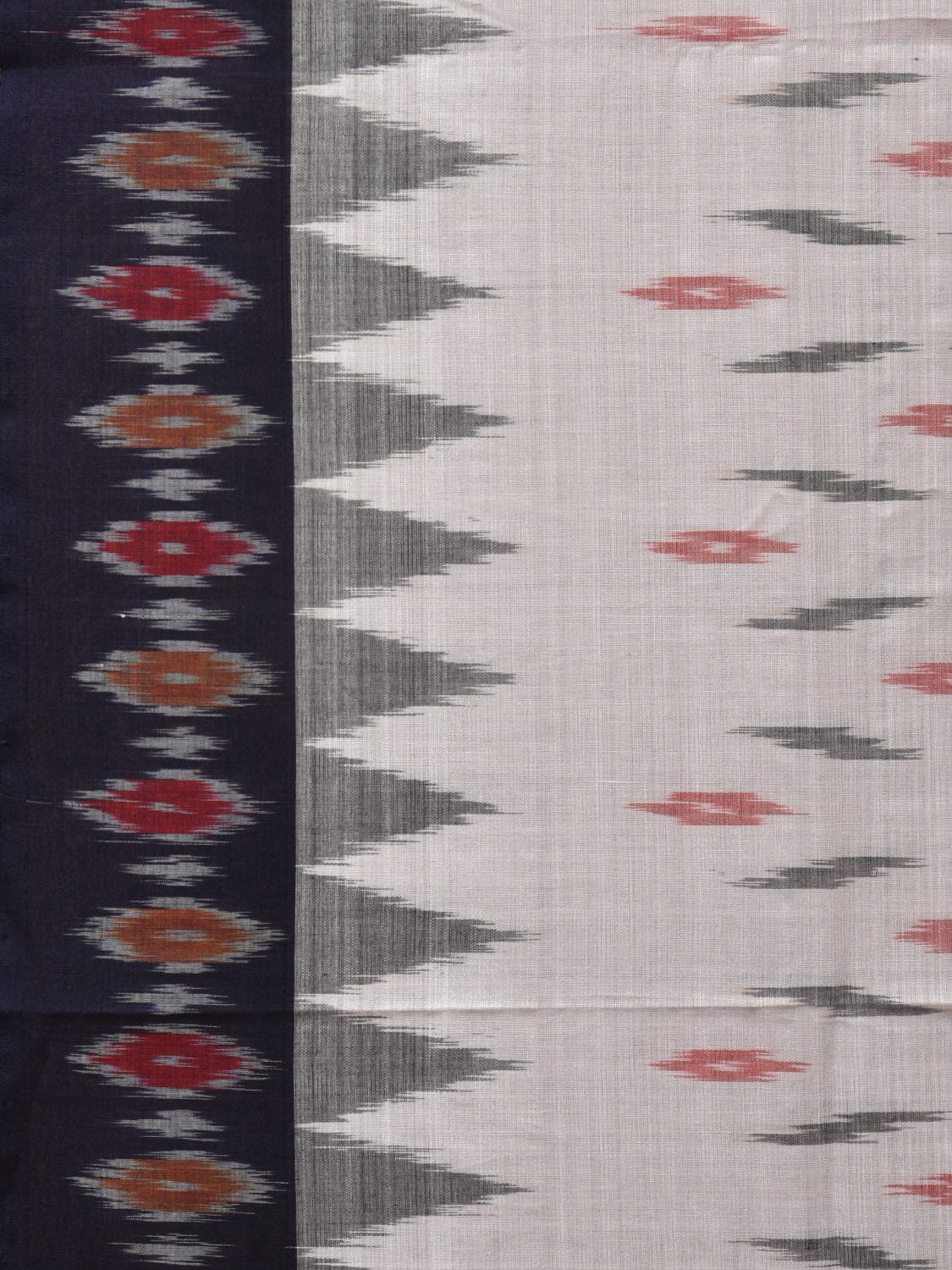 White Pochampally Ikat Cotton Handloom Saree with Temple Border Design No Blouse i0822