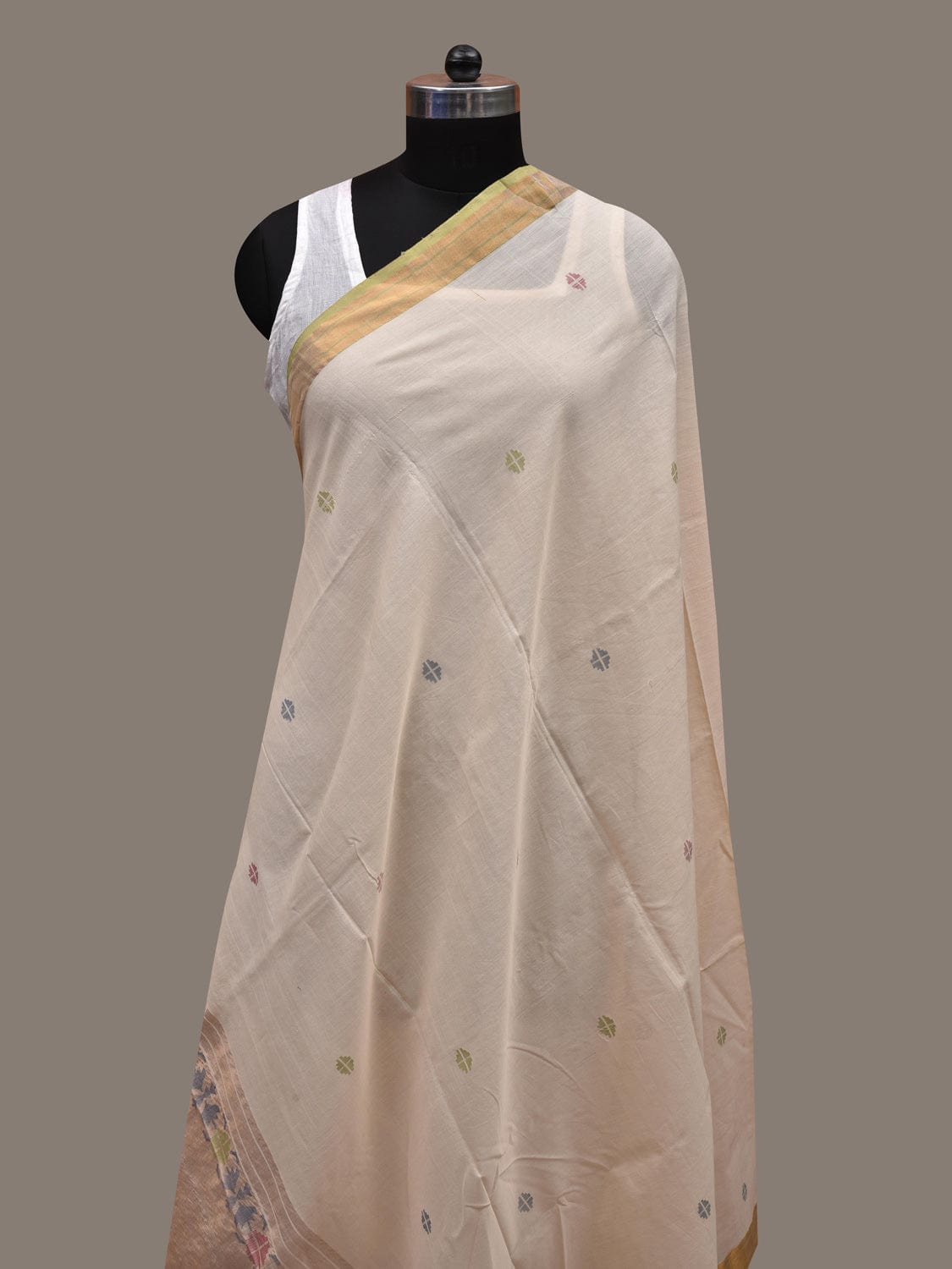 White Uppada Cotton Handloom Dupatta with Paithani Design ds2655