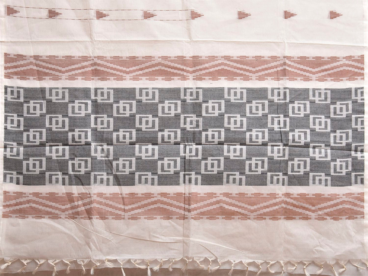 White Venkatagiri Cotton Saree with Arrow Head Buta and Pallu Design v0145