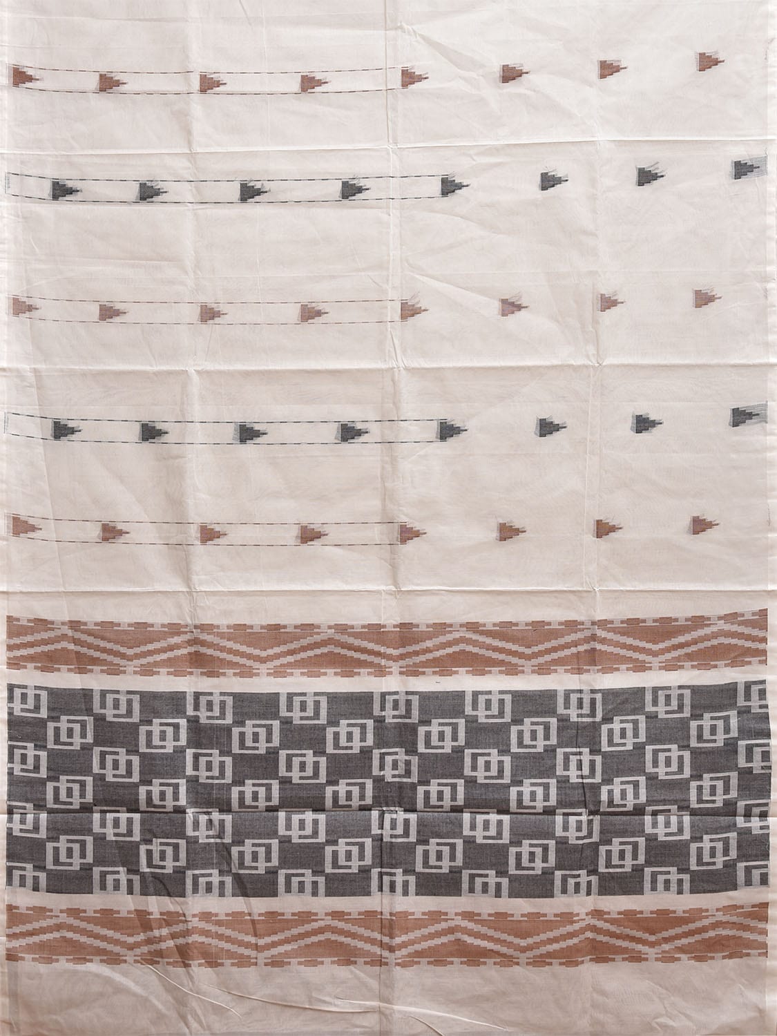 White Venkatagiri Cotton Saree with Arrow Head Buta and Pallu Design v0145