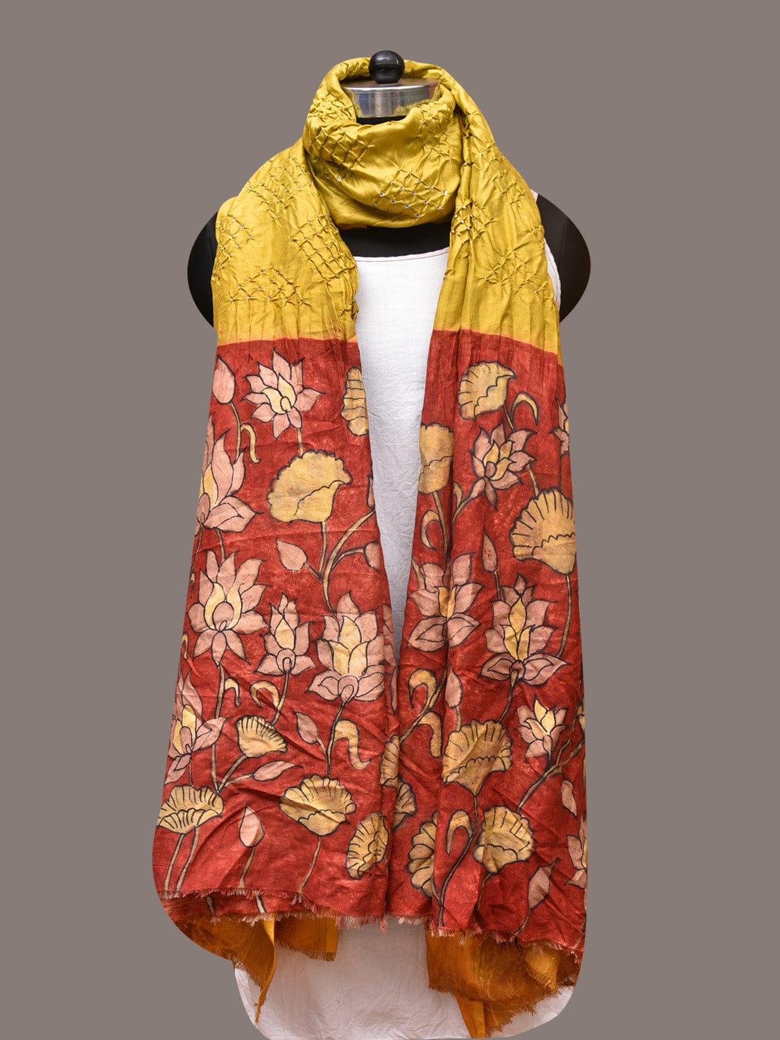 Yellow Bandhani Kanchipuram Silk Handloom Dupatta with Kalamkari Design ds3374